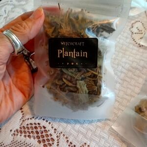 Small bundle of herbs .